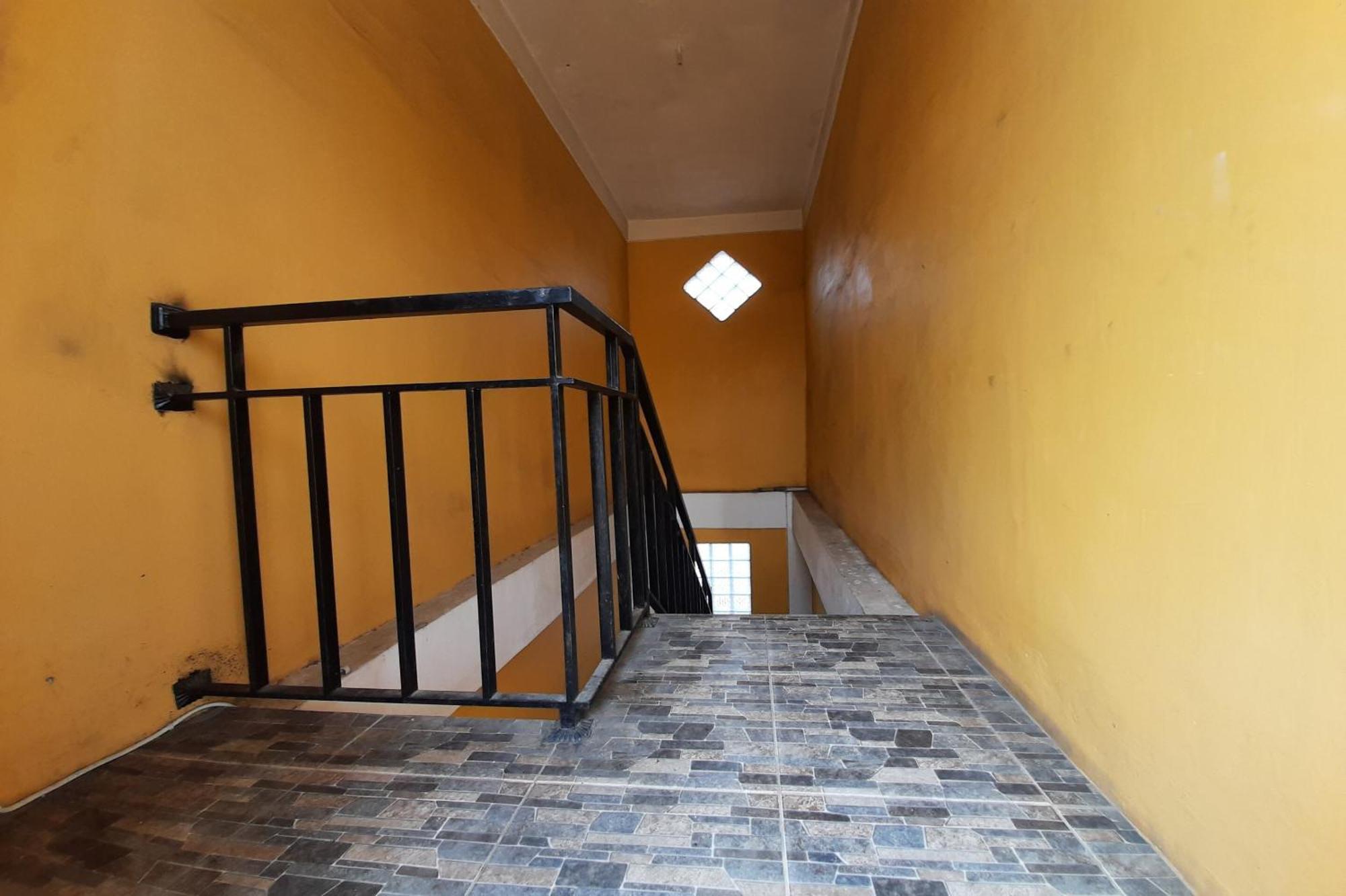 Oyo Life Afny Kost 1 Hotel Palembang Exterior photo
